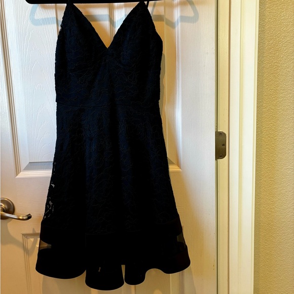 City Studio Black Lace Cocktail Dress - Size 3 - Picture 4 of 7
